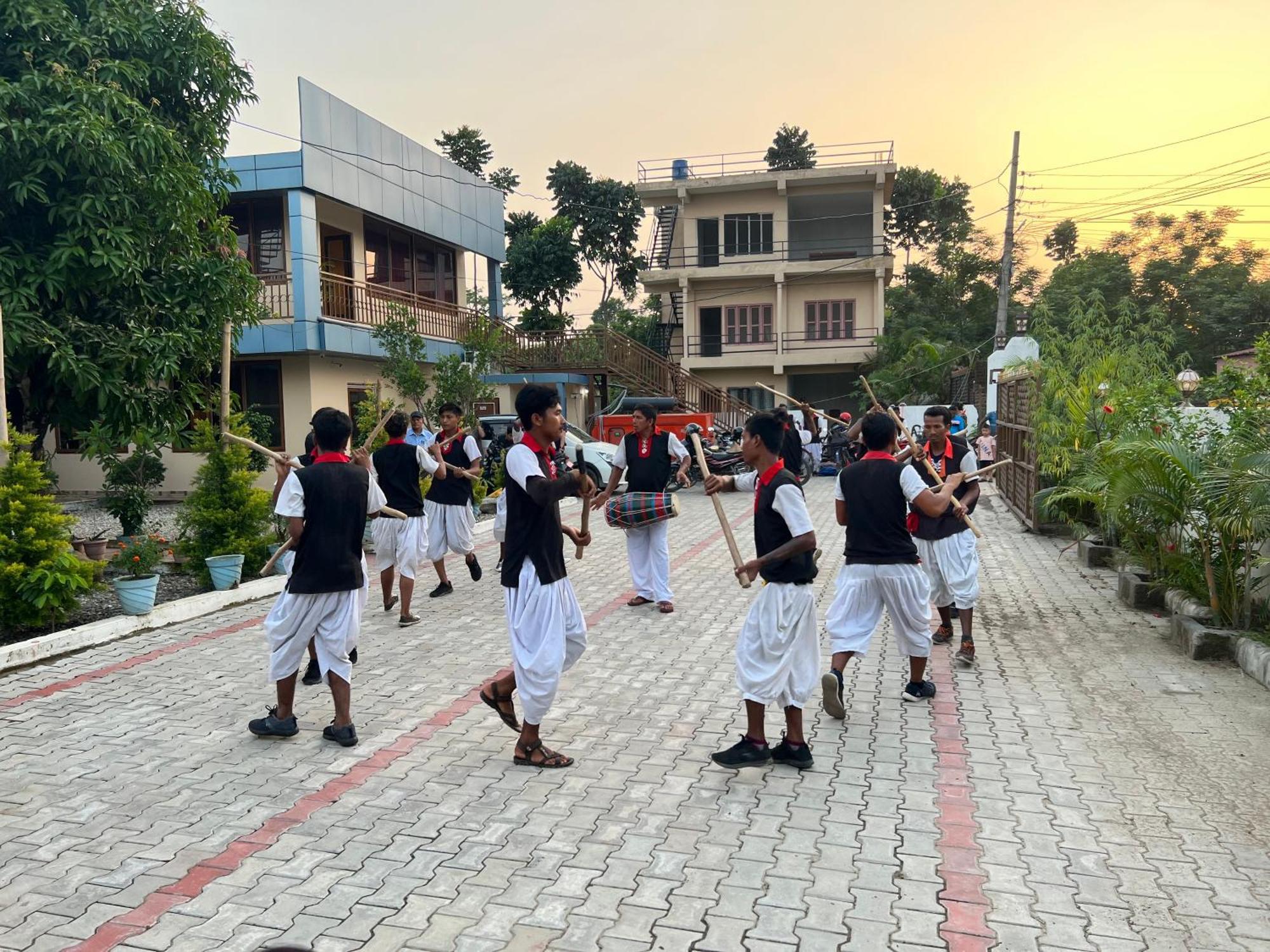 Ama Garden Sauraha Hotel Exterior foto